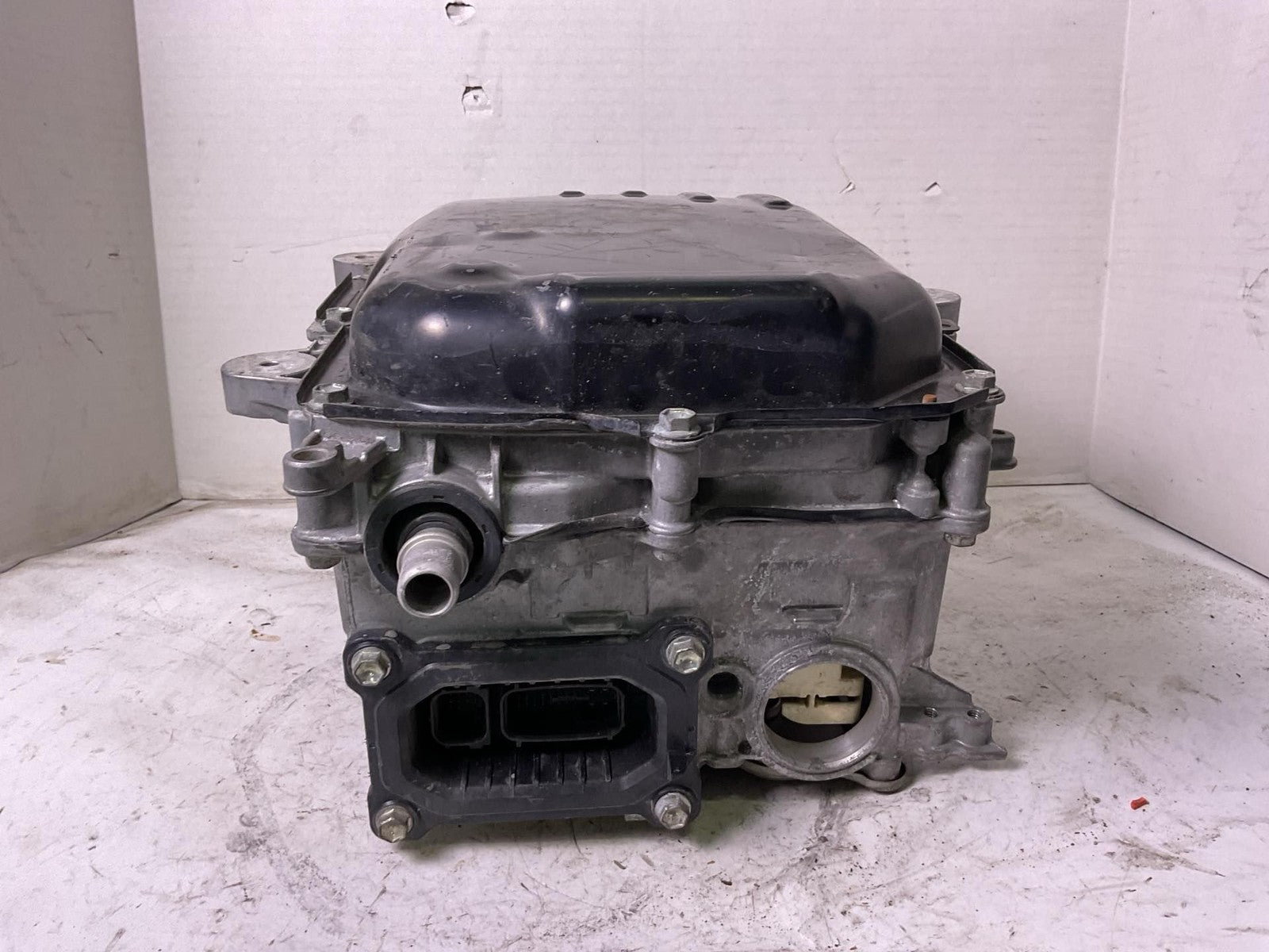 Converter/inverter/charger TOYOTA PRIUS 120